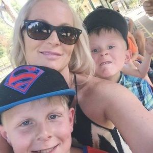 Meet your Posher, Christal